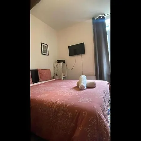 Appartement Naroc1 *